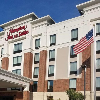 Hampton Inn & Suites Newburgh - Stewart Airport