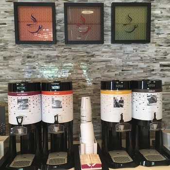 Hampton Inn & Suites Newburgh - Stewart Airport