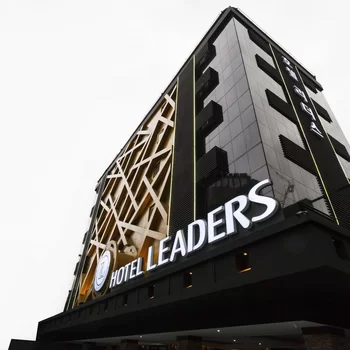 Hotel Leaders