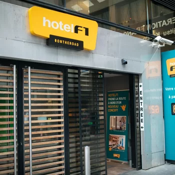 巴黎沙蒂永門 F1 酒店