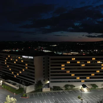 Embassy Suites by Hilton Portland Tigard