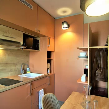 托爾西公寓式酒店