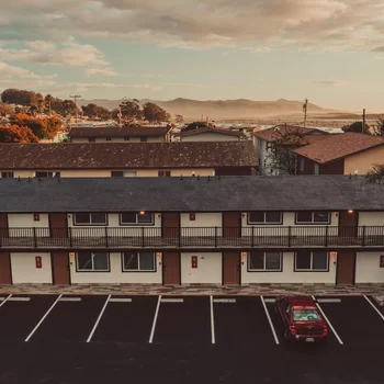 Blufftop Inn & Suites - Wharf/Restaurant District