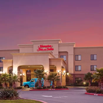 奧克蘭機場阿拉梅達歡朋套房酒店