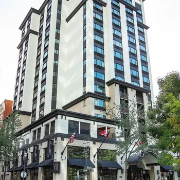 The Paramount Hotel Portland