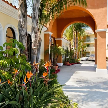 阿納海姆科爾托納套房度假酒店