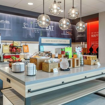 奧克蘭市中心歡朋酒店