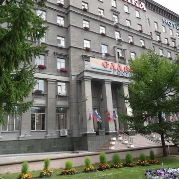 斯拉維亞卡酒店