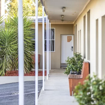 Nightcap at Colyton Hotel