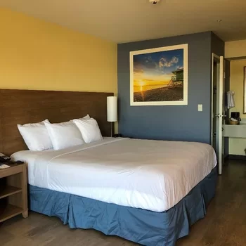 海沃德機場戴斯酒店