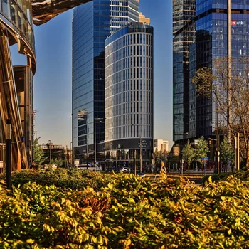 Holiday Inn Express Warsaw - the Hub