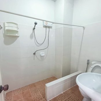 Piyaporn Hill Paradise Hotel