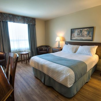 Days Inn by Wyndham Levis