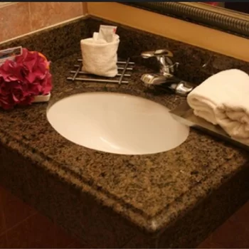 瑞萊克斯套房酒店