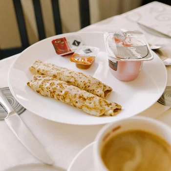 七山特魯布納亞酒店