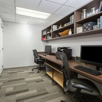 奧克蘭聖萊安德羅希爾頓花園酒店