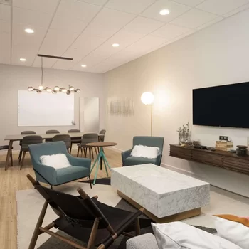 Sonesta Milwaukee West Wauwatosa