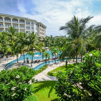 Olalani Resort & Condotel