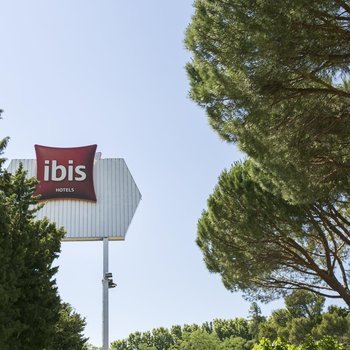 ibis Avignon Sud