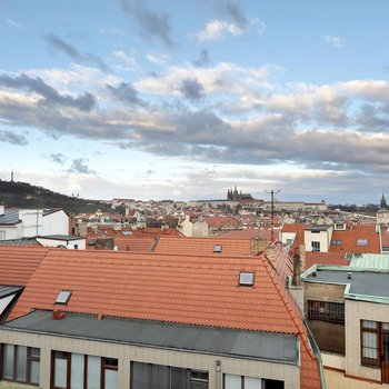 塔利亞歐洲之星酒店