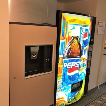 德雷珀華美達酒店