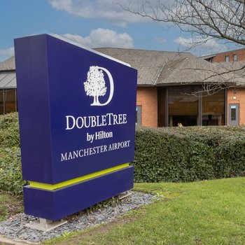 DoubleTree by Hilton Manchester Airport