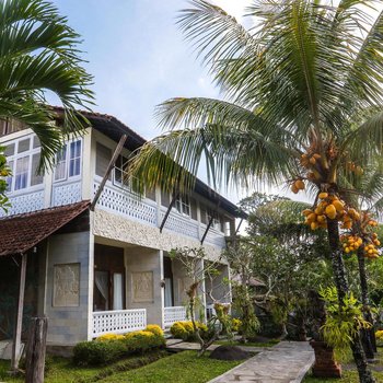 烏布紗麗療養酒店