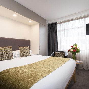 Quest on Johnston Serviced Apartments