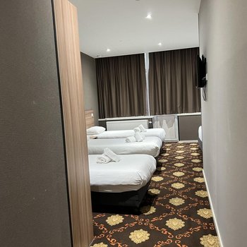 Aston City Hotel