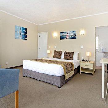 Takapuna Motor Lodge