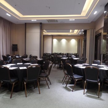 Valero Grand Suites by Swiss-Belhotel Makati