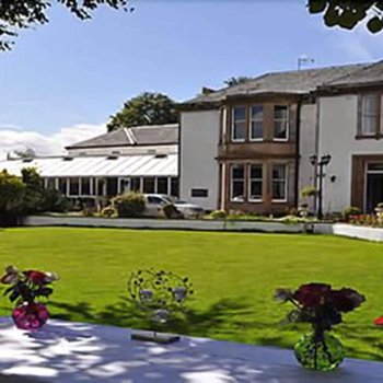 麥特蘭菲爾德之家酒店