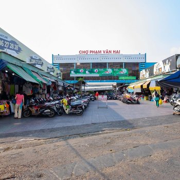 Airport Saigon Hotel - Gan am thuc dem cho Pham Van Hai