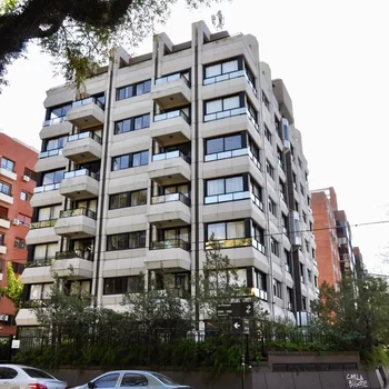 Golf Tower Suites & Apartments