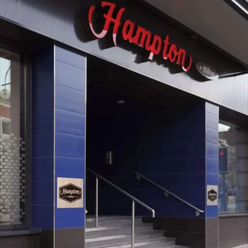 伯明翰布勞德街希爾頓歡朋酒店