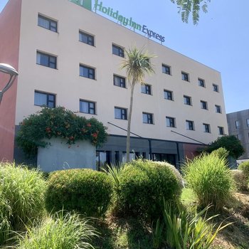 Holiday Inn Express Marseille Airport