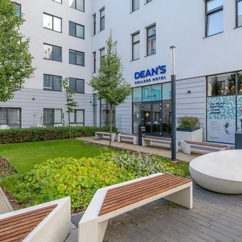 迪恩之家酒店(原迪恩學院)