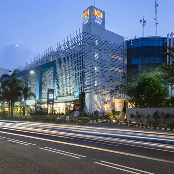 1O1 URBAN Jakarta Kelapa Gading