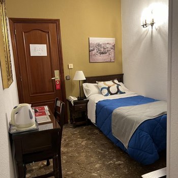 Hostal Sonsoles Madrid-Centro