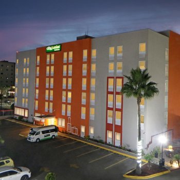 City Express Junior by Marriott Tijuana Otay