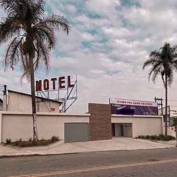 Light Motel