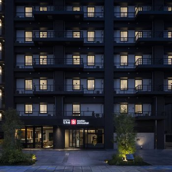 the b osaka-shinsekai