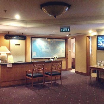 Menara Peninsula Hotel