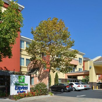 Holiday Inn Express & Suites Berkeley