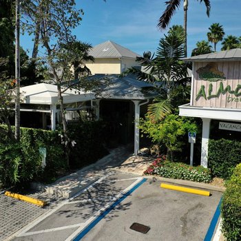 Almond Tree Inn - Adults Only