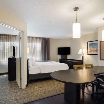 Sonesta Simply Suites Dallas Las Colinas