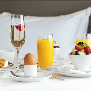 Hotel Okura Amsterdam – the Leading Hotels of the World
