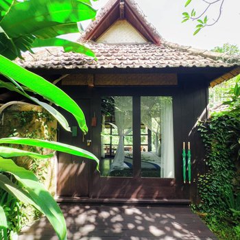 烏布紗麗療養酒店