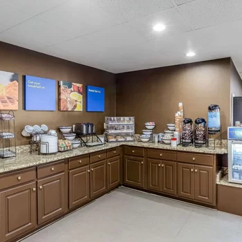 Comfort Inn & Suites