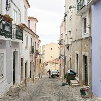 Castelo Picão Apartments